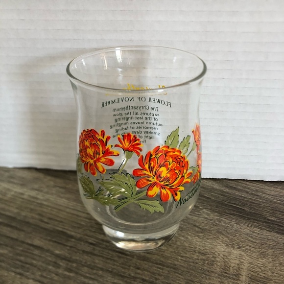 Vtg Dominion Glass November Flower of the Month Glass - Picture 2 of 9